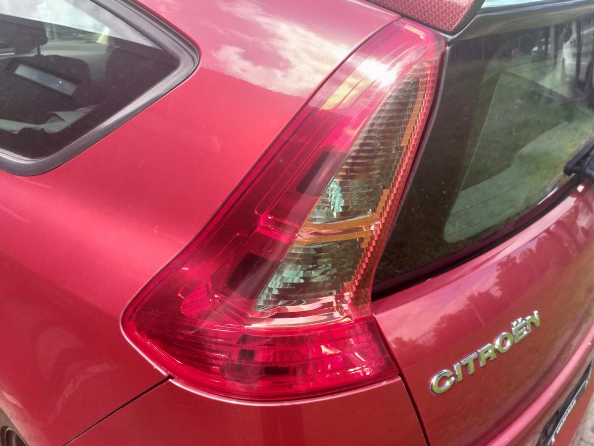 Citroen C4 original Rücklicht Rückleuchte Schlussleuchte links Bj.2006